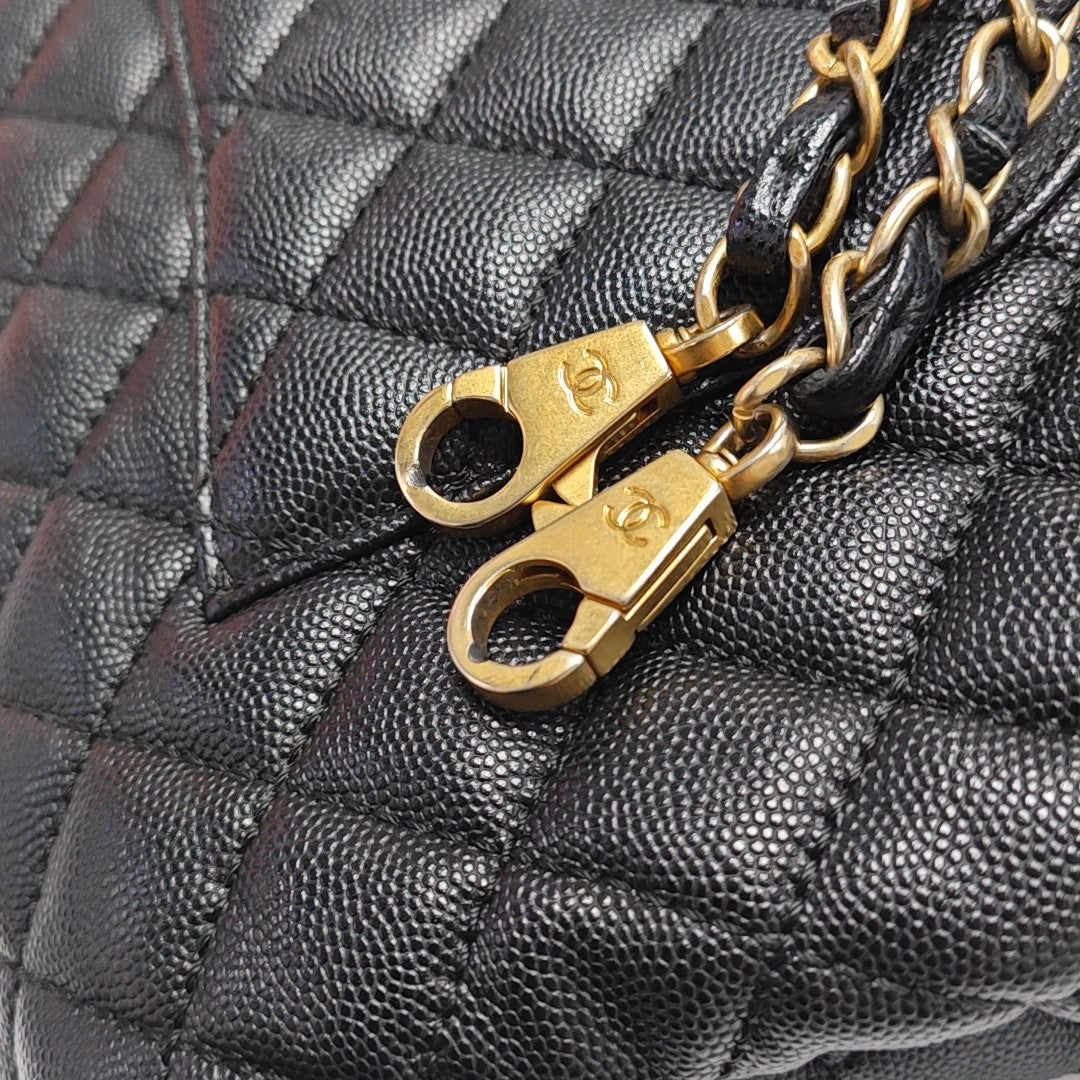 COCO HANDLE Large Quilted Grained Calfskin Black