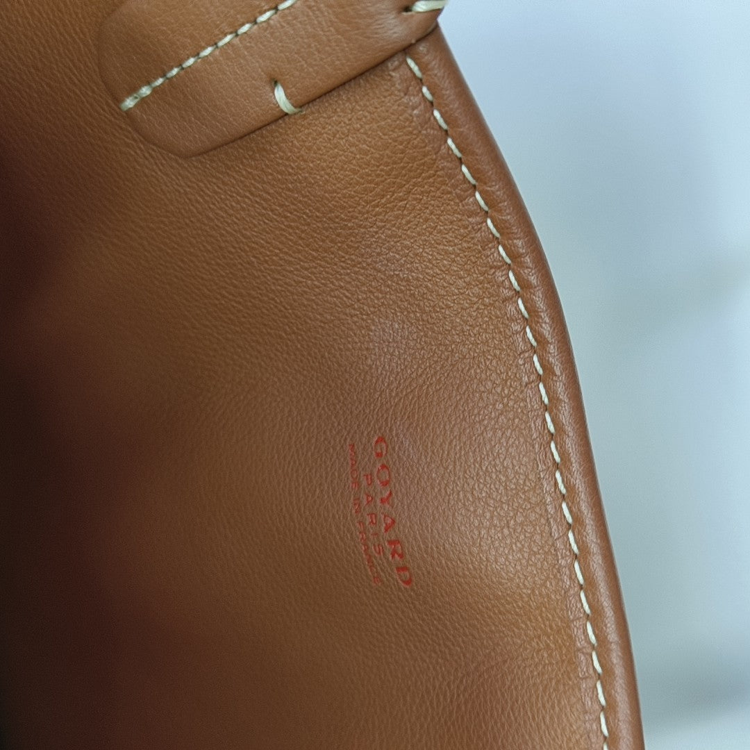 Anjou Coated Canvas Brown