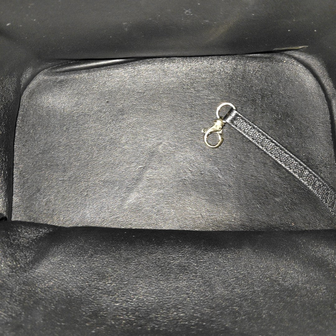 BUSINESS AFFINITY Quilted Grained Calfskin Black