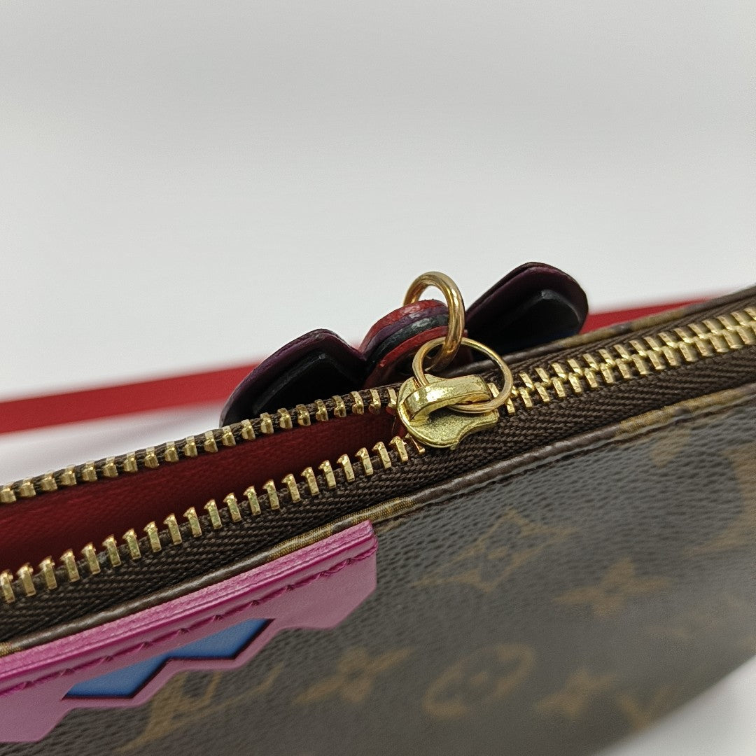ACCESSOIRES Monogram Coated Canvas Brown