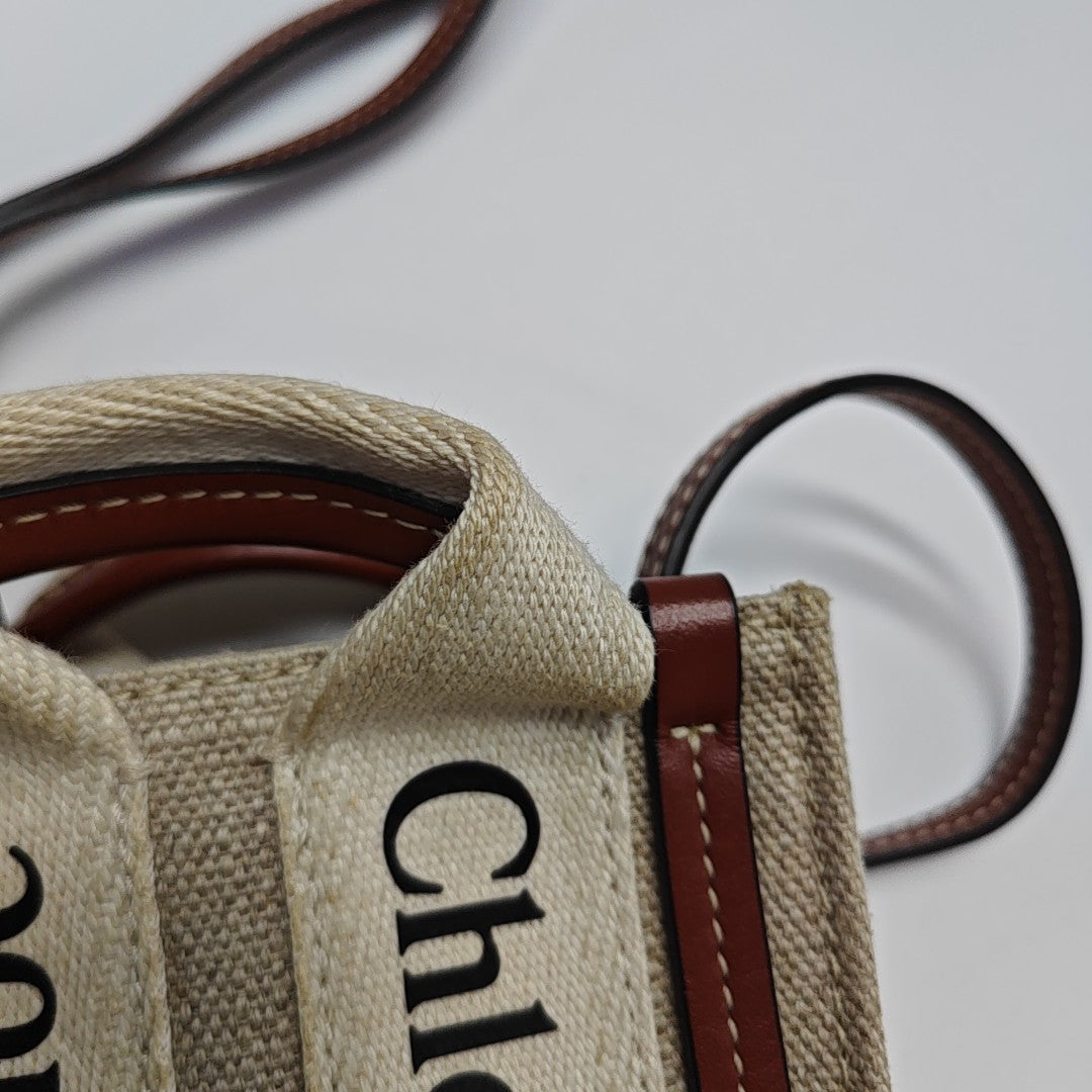 Woody Nano Canvas Beige