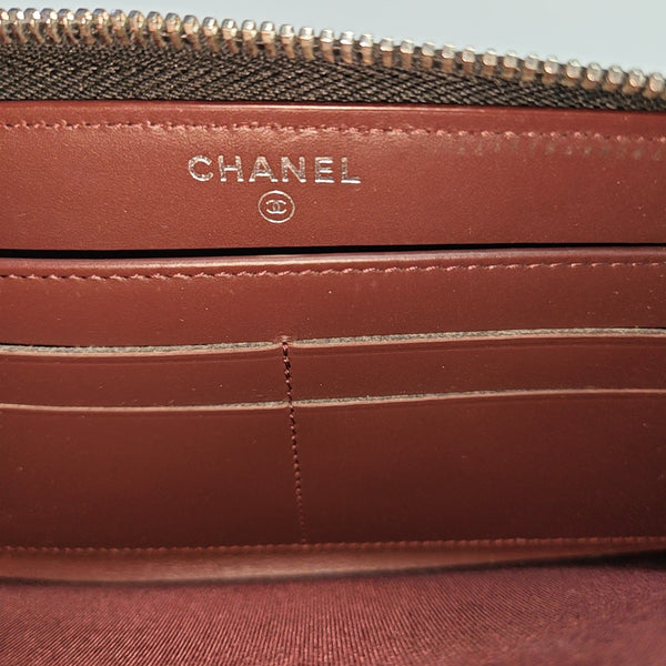 Chevron Calfskin Wallet Black