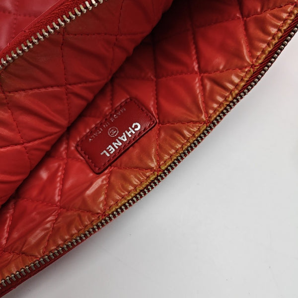 Quilted Lambskin Clutch Red