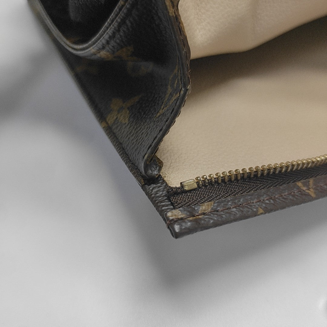 TOILET POCKET 26 Monogram Coated Canvas Brown