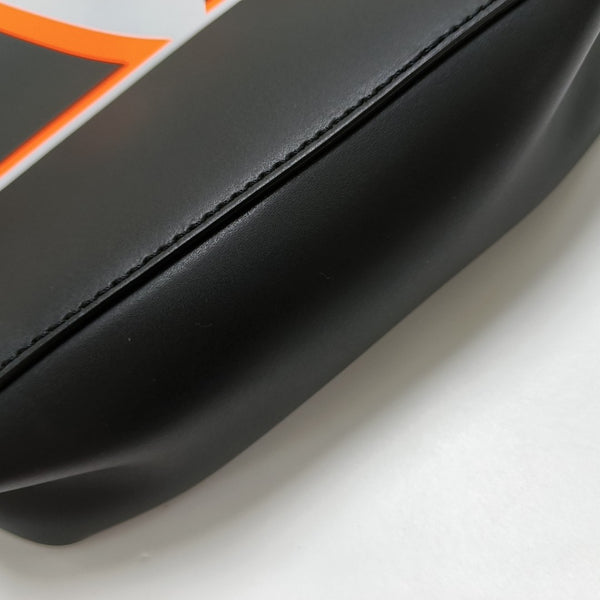 Vlogo Signatur Calfskin Black
