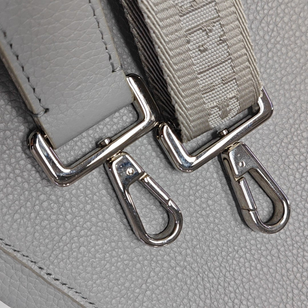 Calfskin Gray