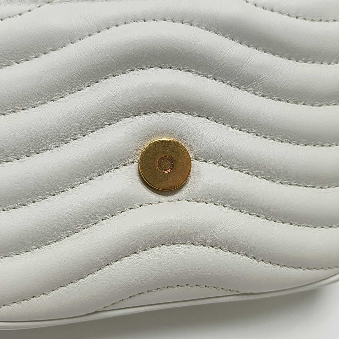 NEW WAVE Quilted Calfskin White