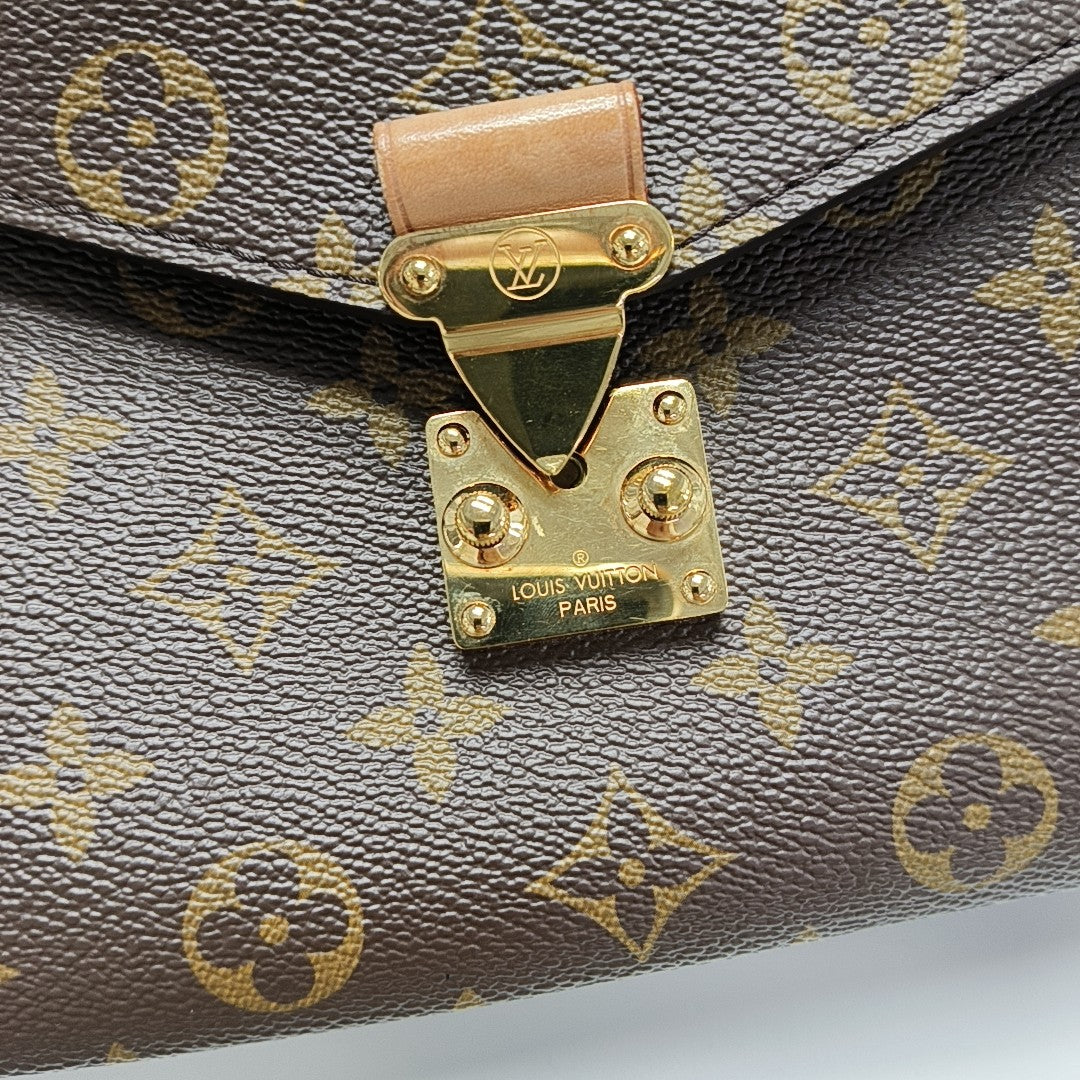 MÉTIS MM Monogram Coated Canvas Brown