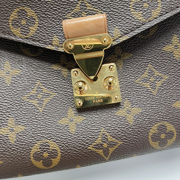 MÉTIS MM Monogram Coated Canvas Brown