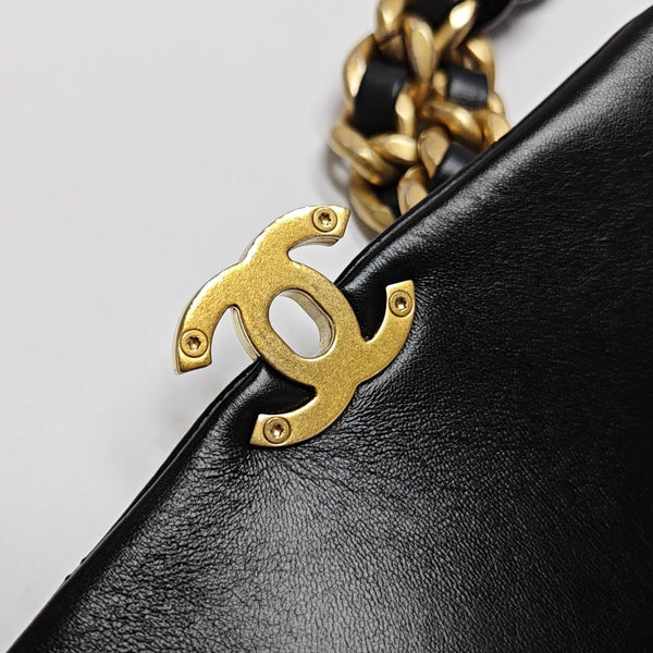 Quilted Lambskin Shoulder Bag Black