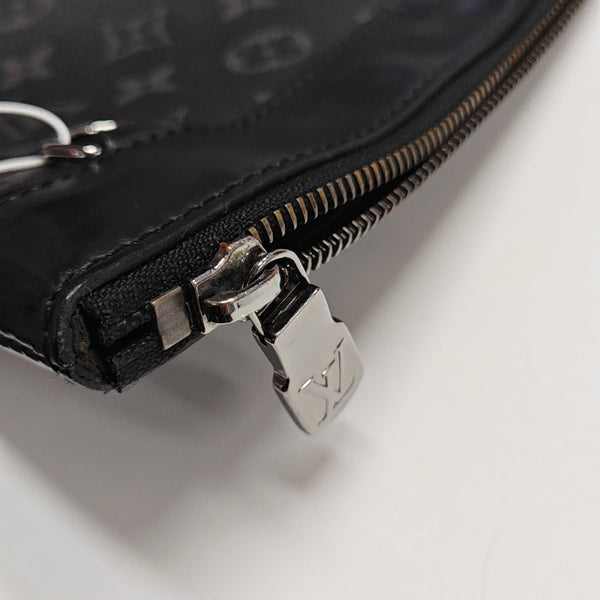 DISCOVERY Monogram Coated Canvas Gray