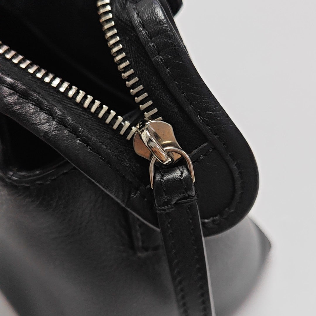 By The Way Medium Calfskin Black