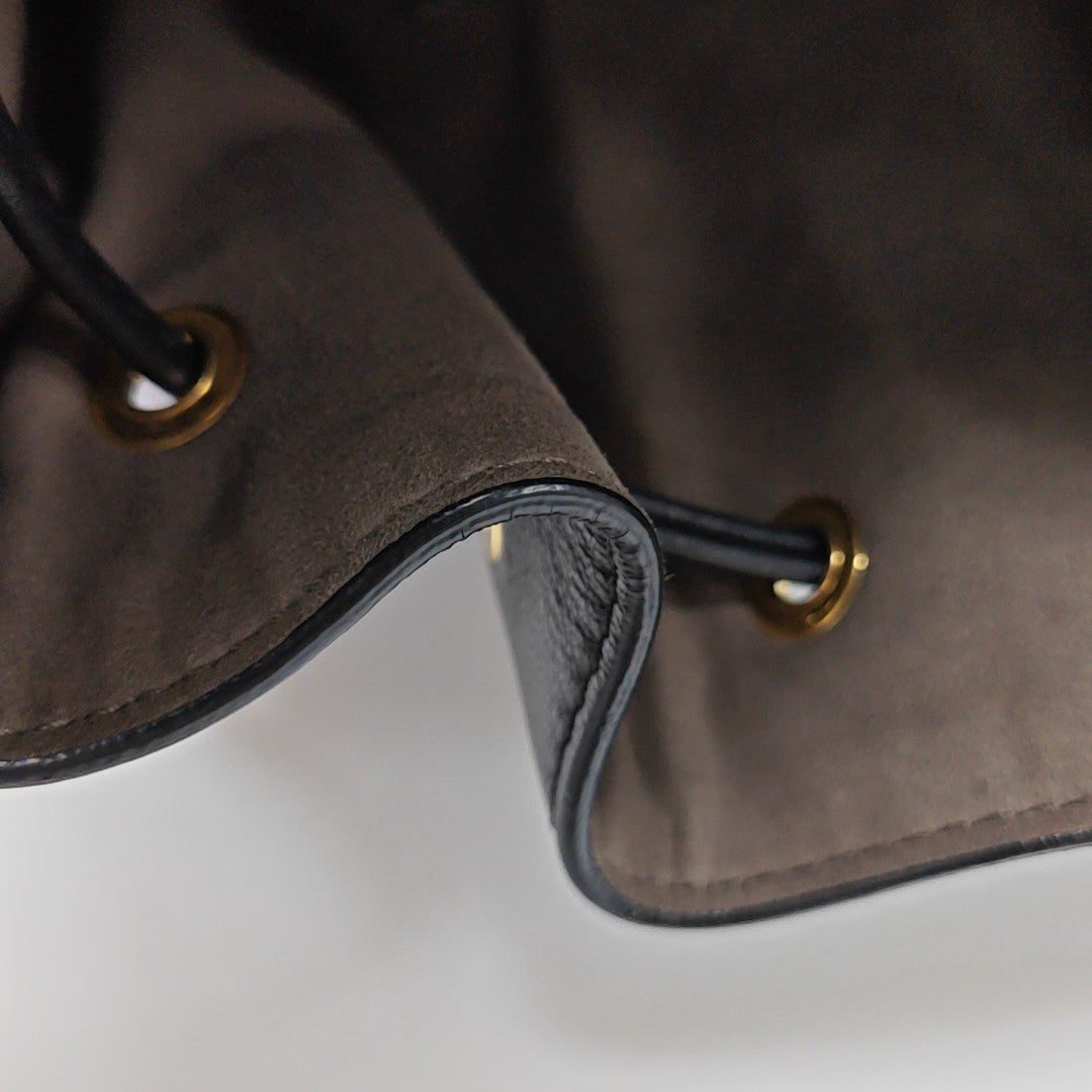 Mon Tresor Small Calfskin Black
