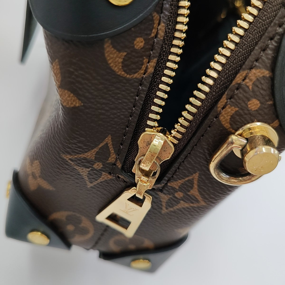PETITE MALLE Monogram Coated Canvas Brown