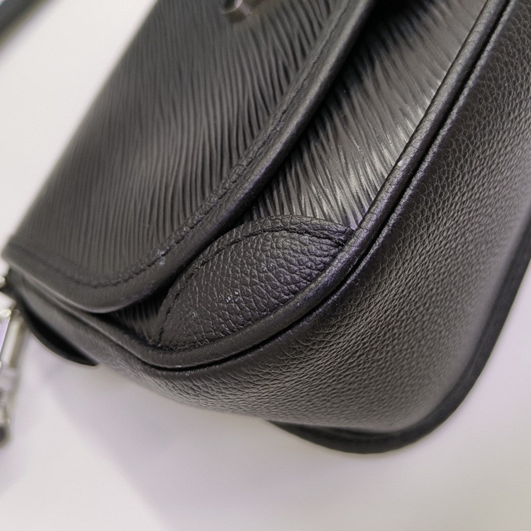 BUCI Epi Black