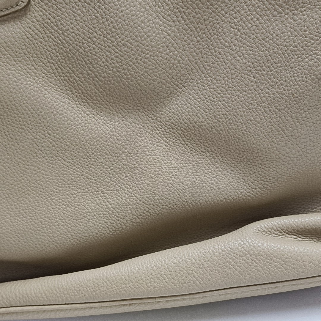 Vitello Calfskin Beige