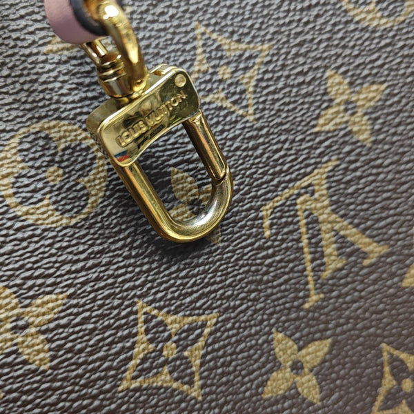 NÉONOÉ MM Monogram Coated Canvas Brown