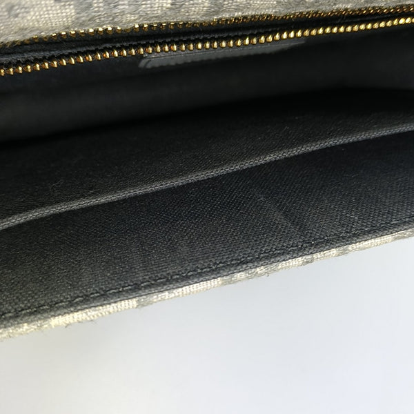 30 Montaigne Oblique Canvas Gray