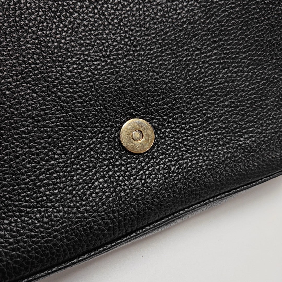 Soho Medium Calfskin Black