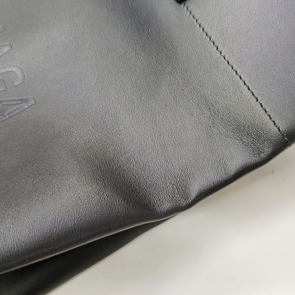 DUTY FREE North-South Calfskin Black