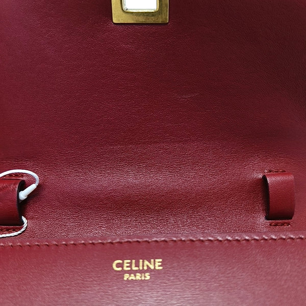 Authenticated pre-owned  CLASSIC BOX Small Calfskin Red - Shoulder Bag at Looply