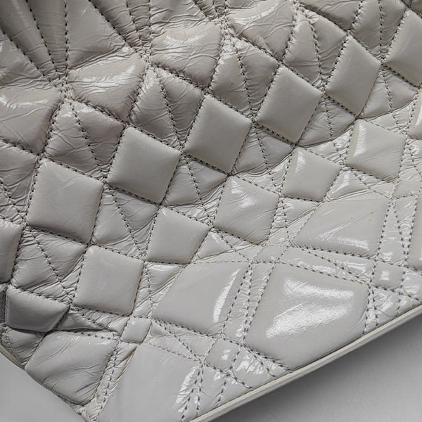 HOBO Quilted Calfskin White
