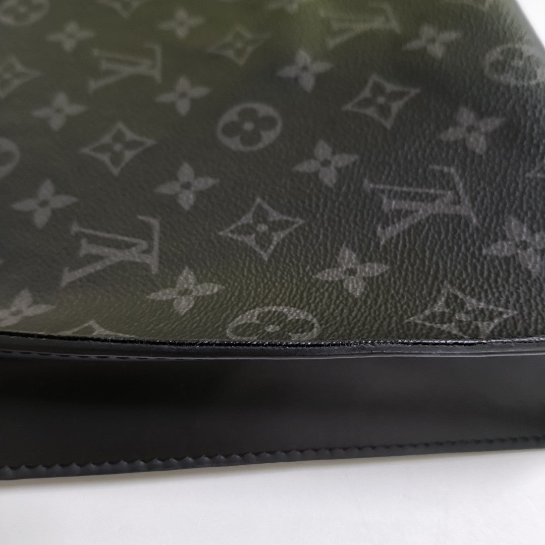 Pochette Voyag MM Monogram Coated Canvas Black