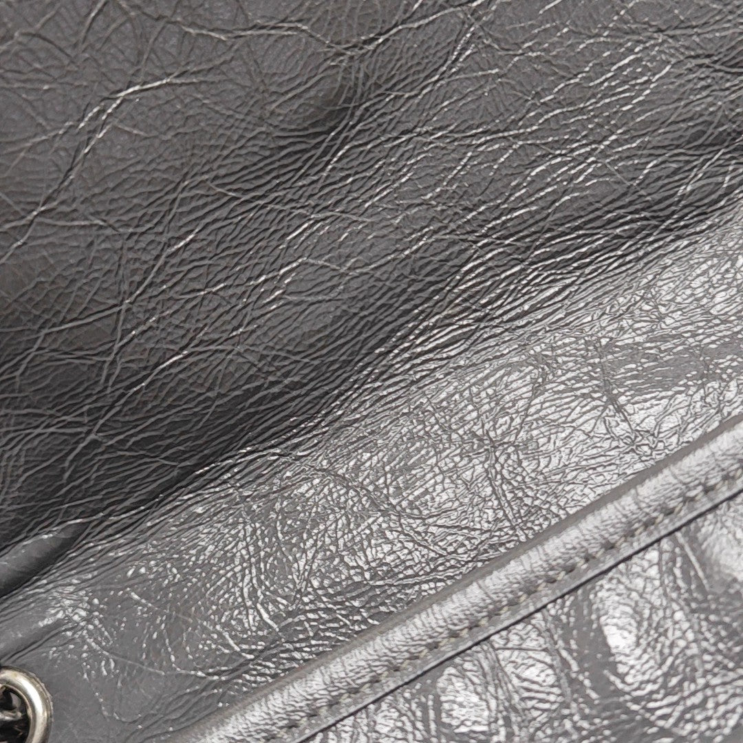 NIKI Small Chevron Calfskin Gray