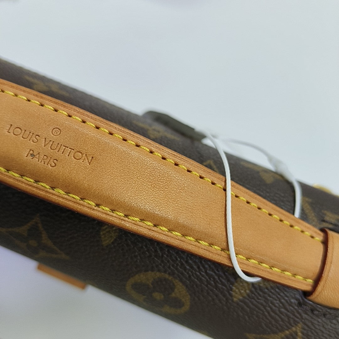 MÉTIS MM Monogram Coated Canvas Brown