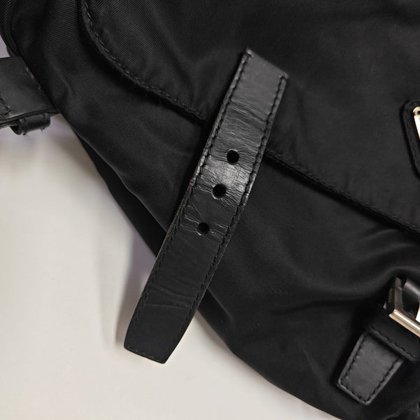 Vela Messenger Bag Nylon Black
