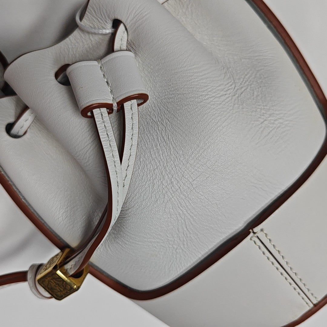 Balloon Calfskin White