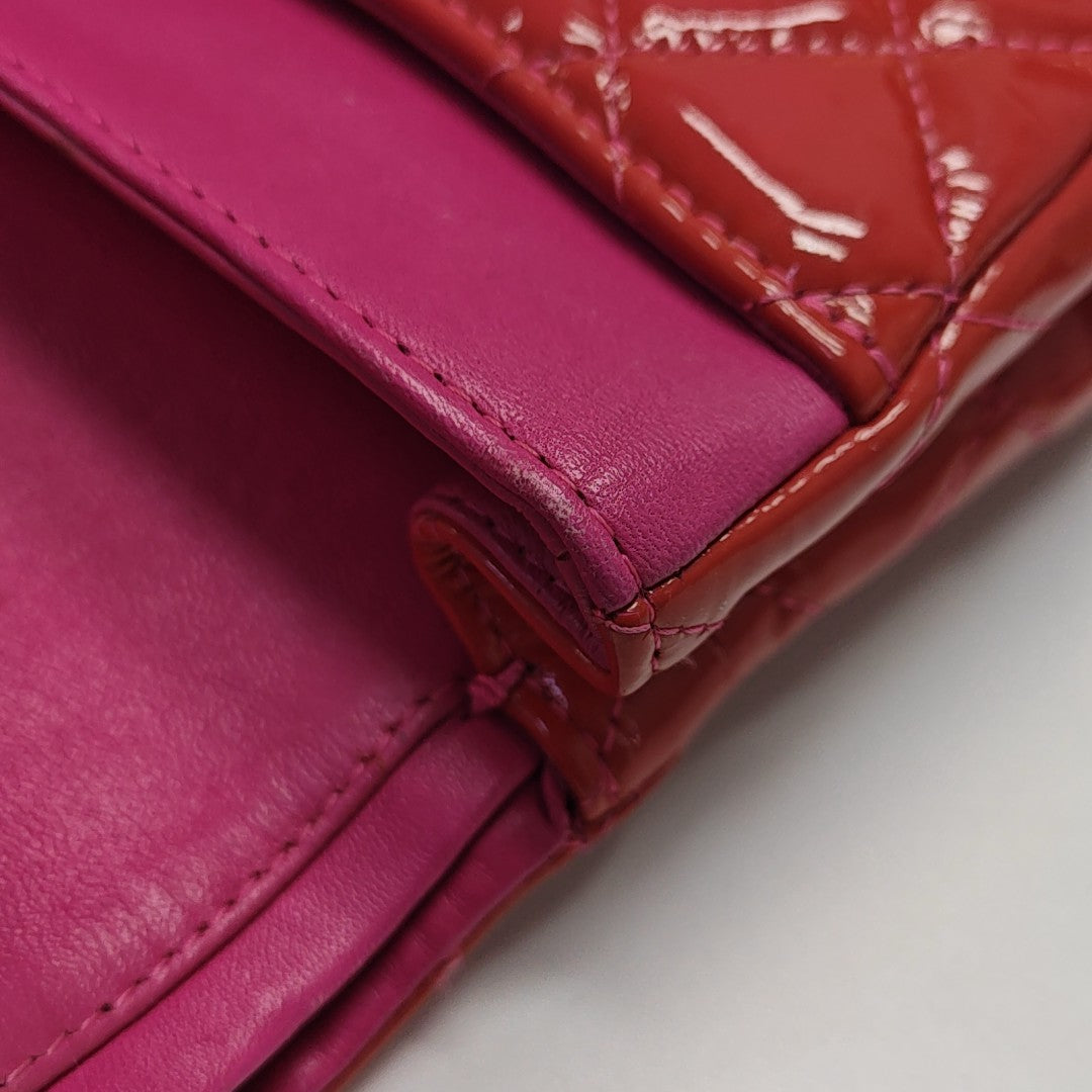 CLASSIC FLAP Small Quilted Patent Leather Red