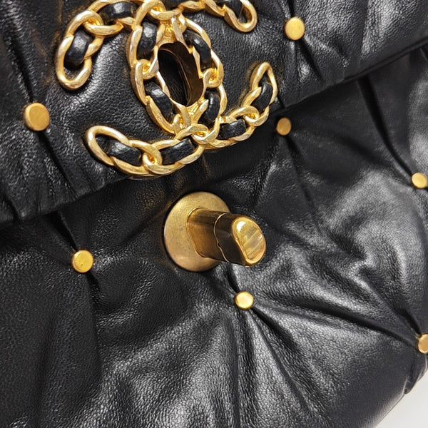 CHANEL 19 Small Quilted Lambskin Black