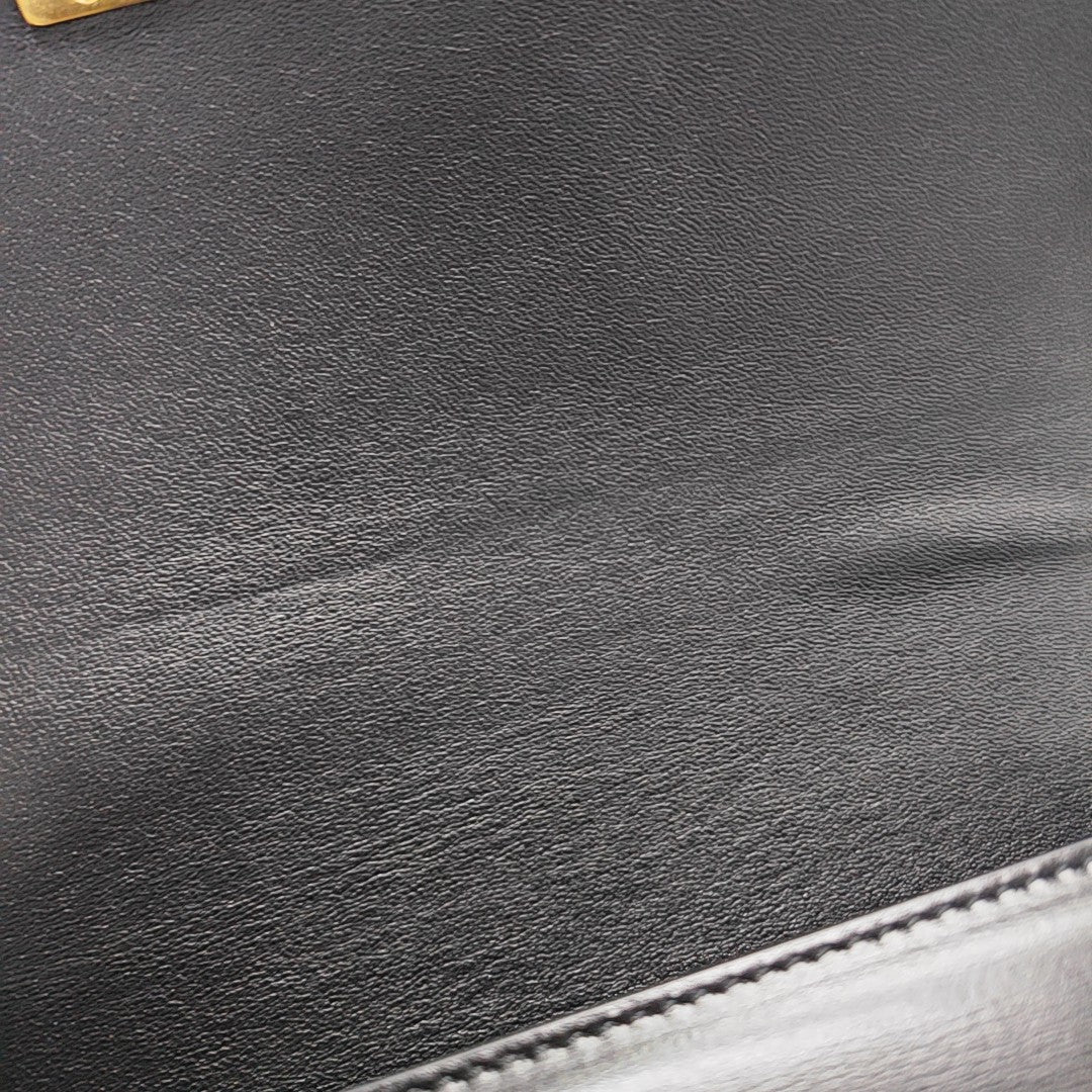 TRIOMPHE Medium Calfskin Black