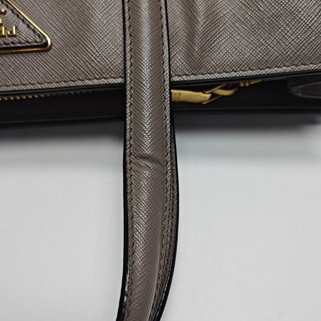 Esplanade Saffiano Calfskin Gray