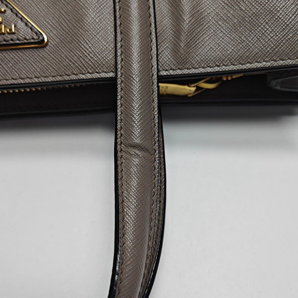 Esplanade Saffiano Calfskin Gray