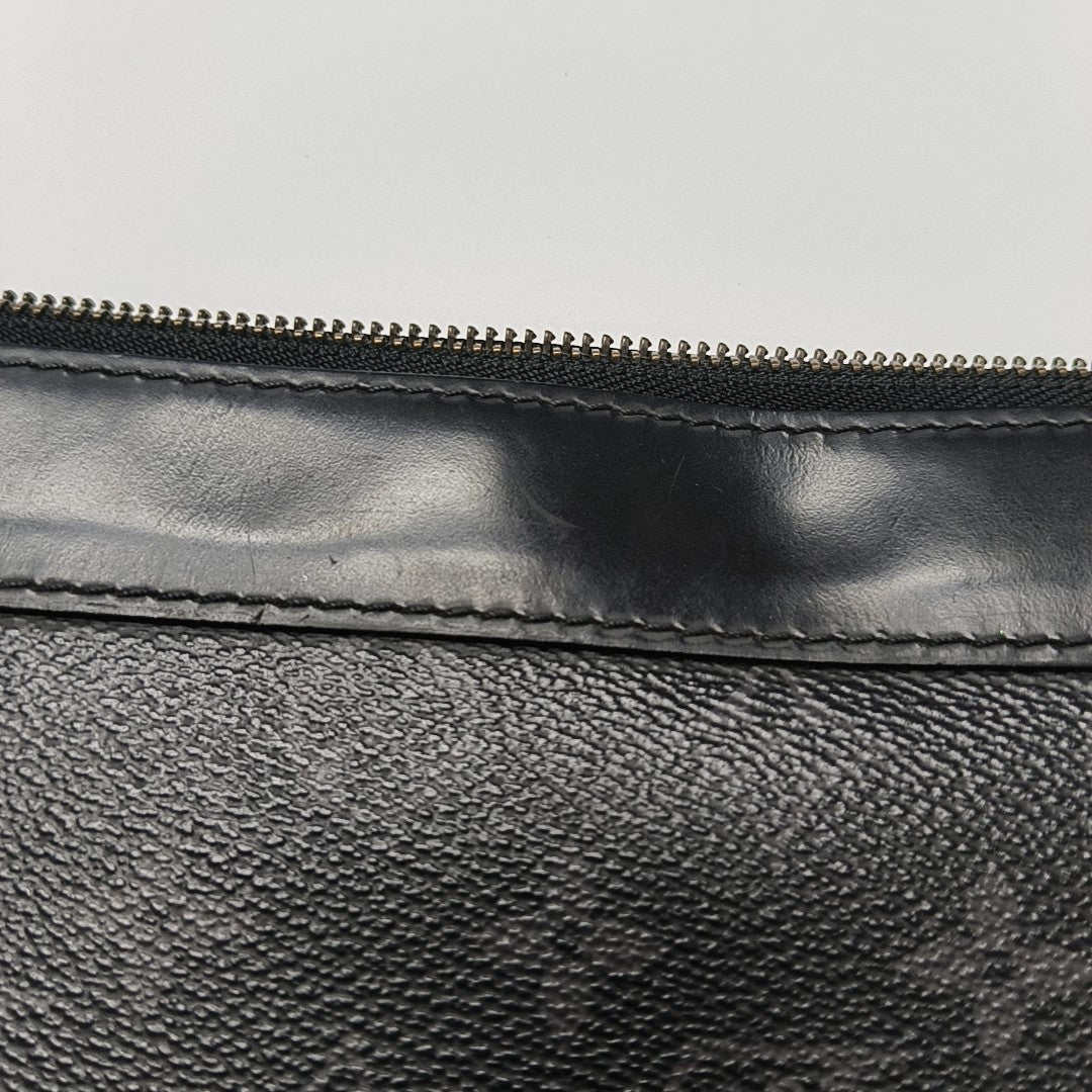 DISCOVERY Monogram Coated Canvas Black