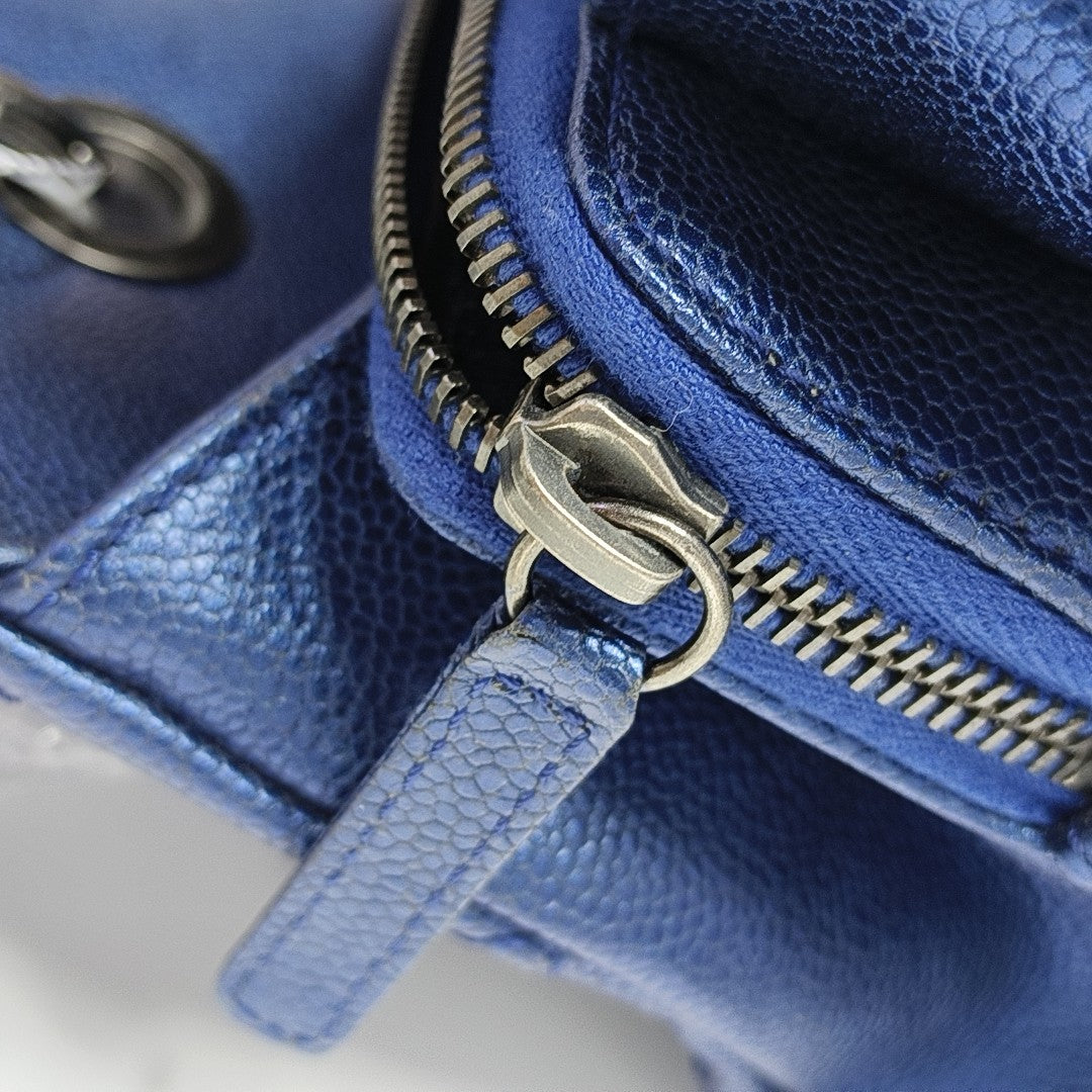 CC TIMELESS SOFT Small Quilted Grained Calfskin Blue