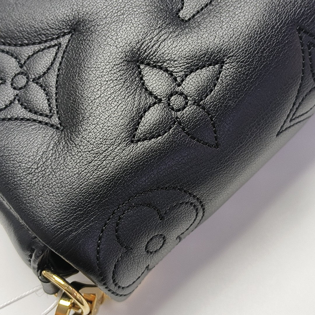 WALLET ON STRAP Monogram Calfskin Black