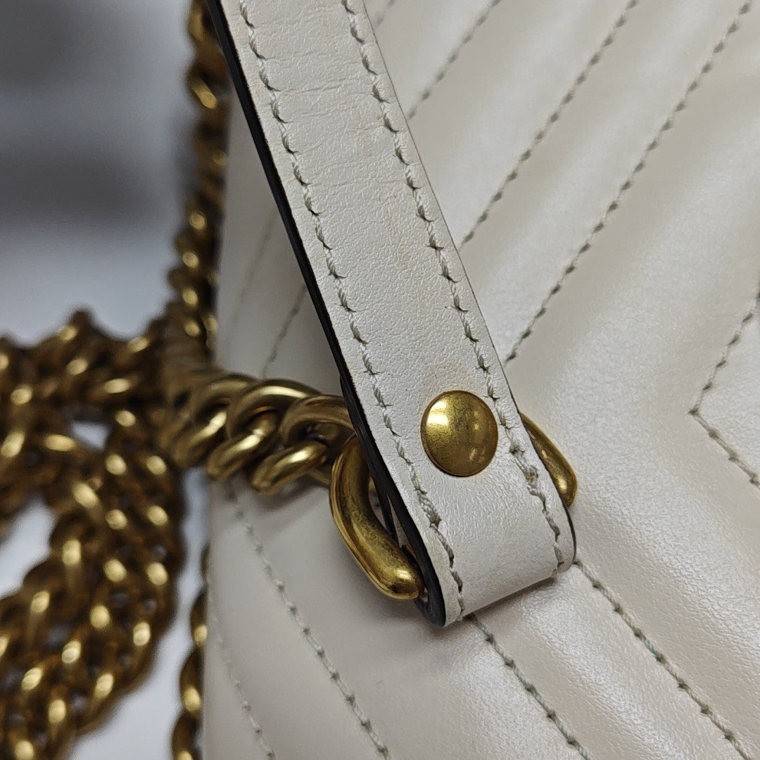 GG Marmont Medium Quilted Calfskin White
