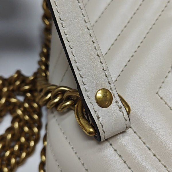 GG Marmont Medium Quilted Calfskin White