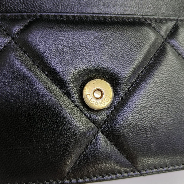 CHANEL 19 WOC Quilted Lambskin Black