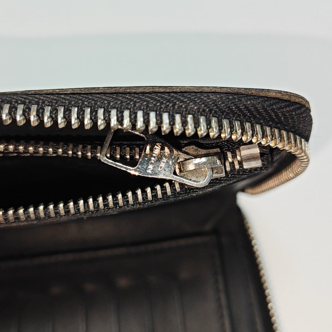ZIPPY Damier Graphite Coated Canvas Gray Wallet
