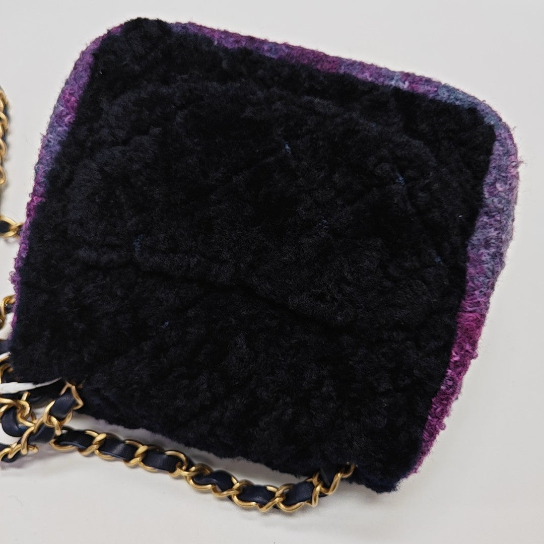 CLASSIC FLAP Mini Quilted Wool Black