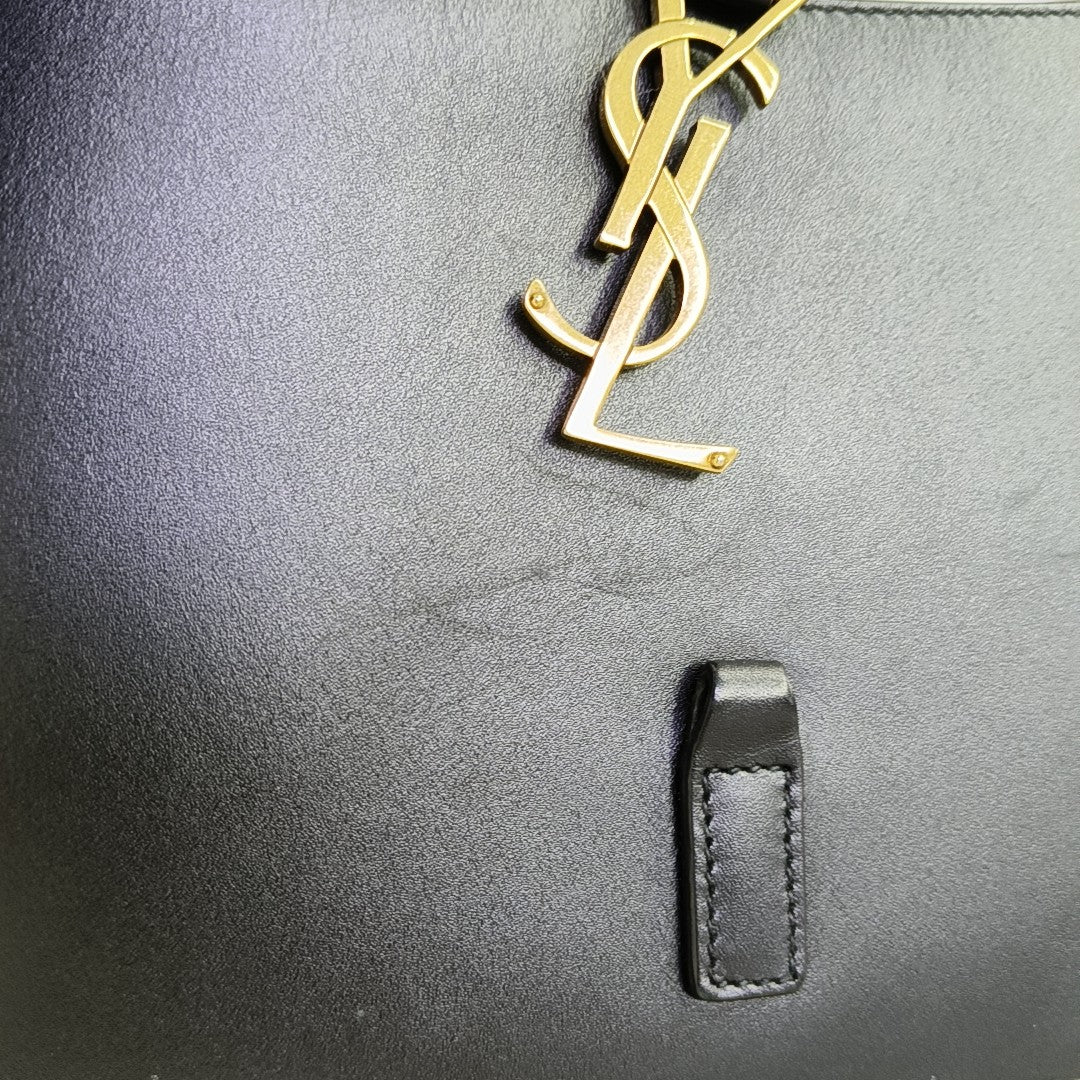 LE 5 À 7 Small Calfskin Black