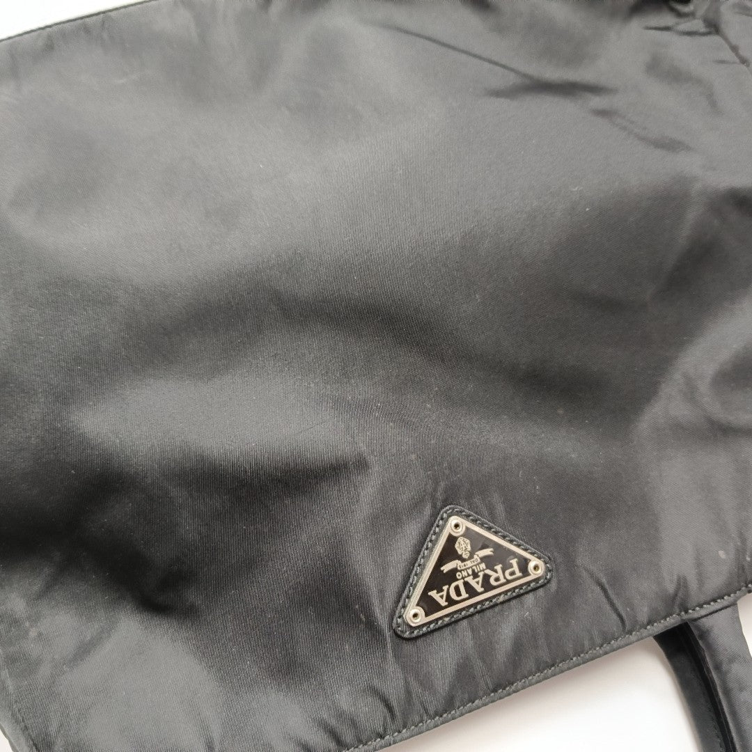 Twin Nylon Black