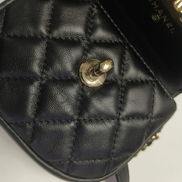 Quilted Lambskin Belt Bag Black