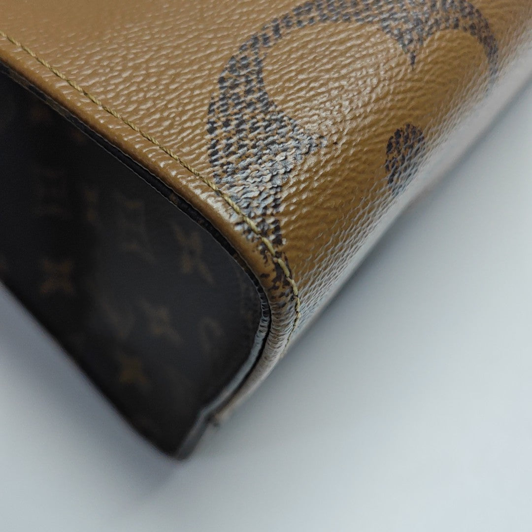 Authenticated pre-owned  ONTHEGO MM Monogram Coated Canvas Brown - Tote Bag at Looply