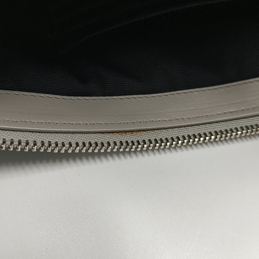 MATELASSE Chevron Calfskin Gray