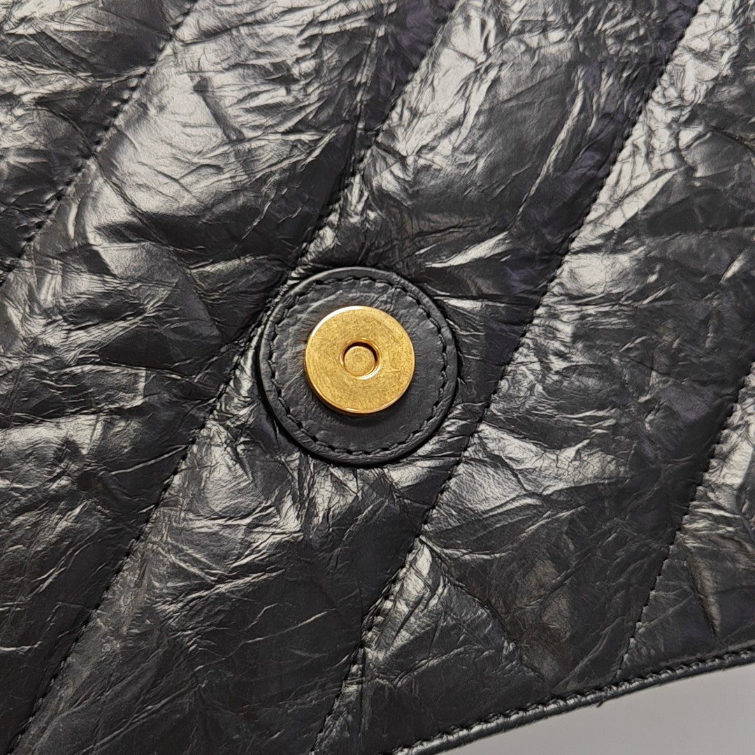 Crush Medium Quilted Calfskin Black